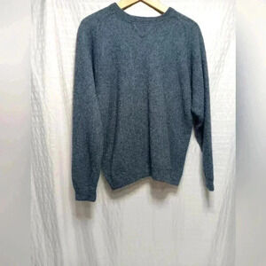 Peruvian 💯  Alpaca crew neck long sleeve Sweater. Ladies size XL